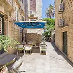 Seagull Apartment